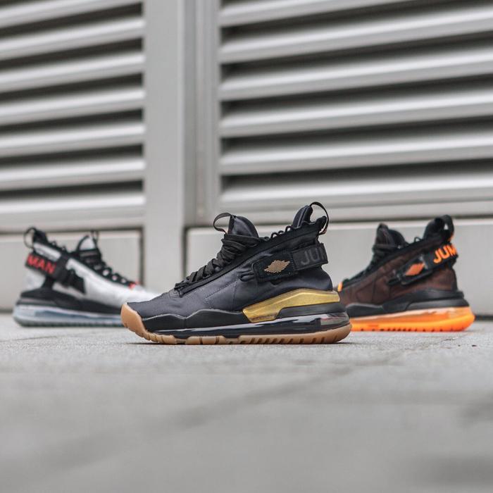 Jordan Proto Max 720 “Black/Gum”