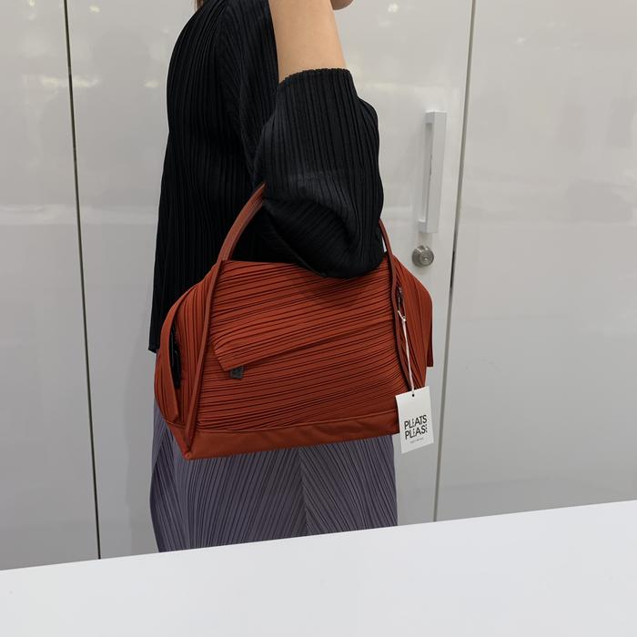 ISSEY MIYAKE Pleats Please Bag August Small