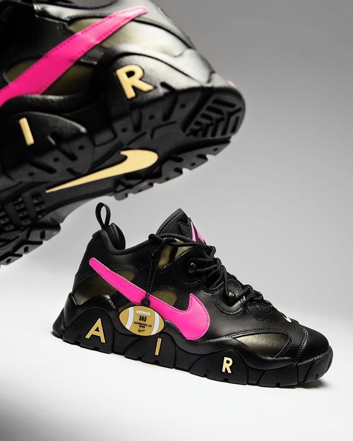 Nike Air Barrage Low “Black/Pink”