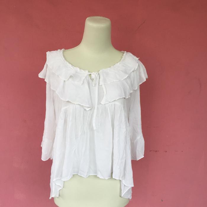 blouse putih korea