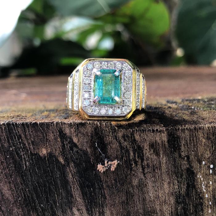 Cincin berlian zamrud pria