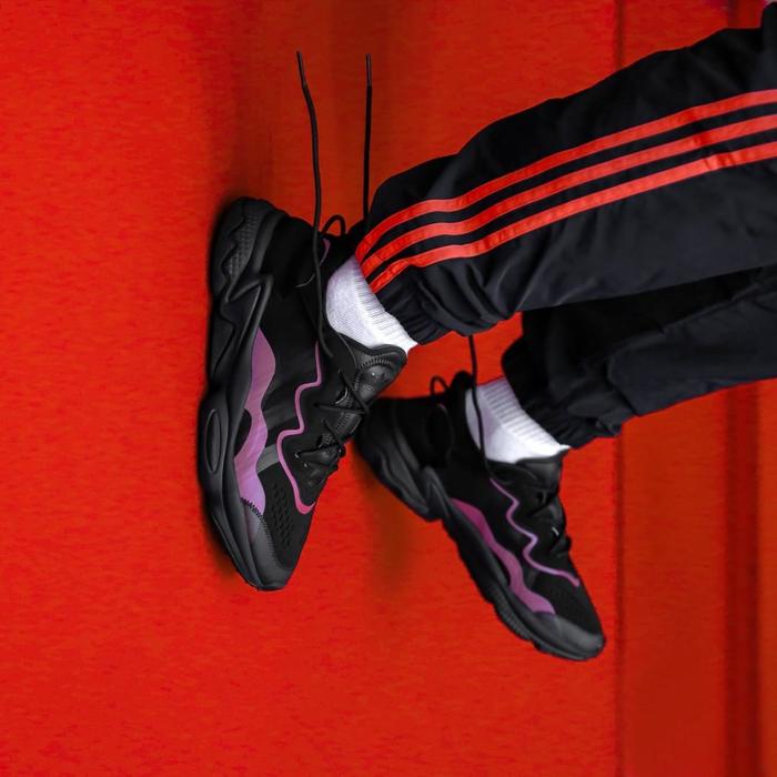 Adidas Ozweego “Black/Purple”
