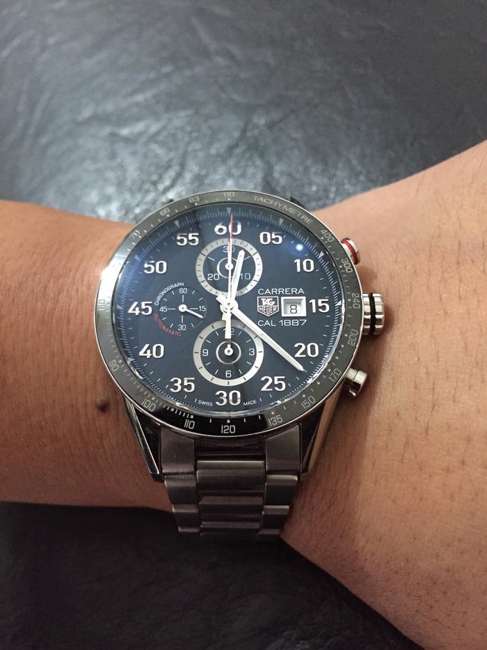 Jam tangan TAG heuer