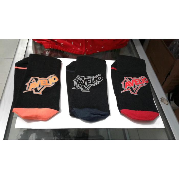 Kaos Kaki Avelio TERMURAH