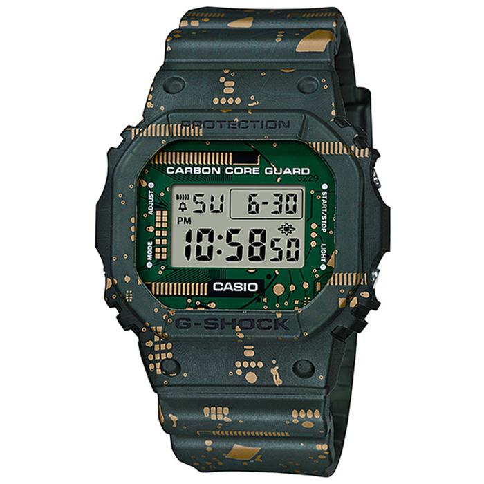 JAM TANGAN PRIA CASIO G-SHOCK ORIGINAL CAMOUFLAGE SERIES CARBON CORE GUARD DIGITAL HIJAU RESIN DWE-5
