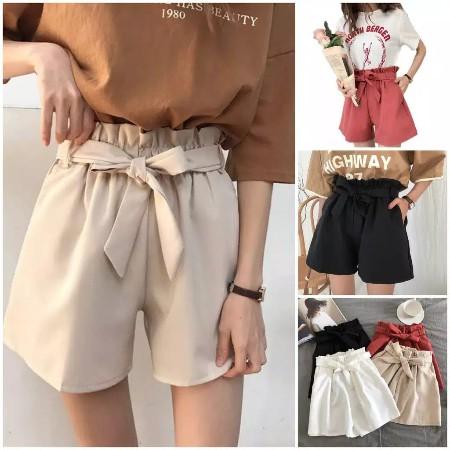Love Pants / Celana Hot Pants Wanita / Celana pendek love bahan crepe