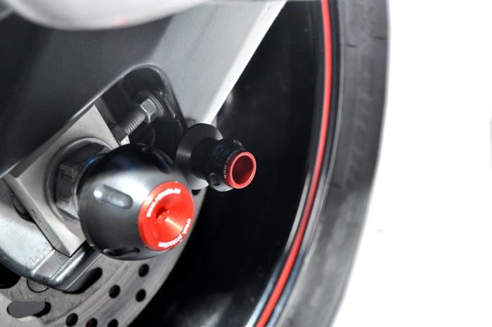 Jalu As Roda Belakang CBR600RR H26-PK1-B