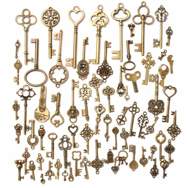 70Pcs Vintage Bronze Skeleton Heart Key Pendants DIY