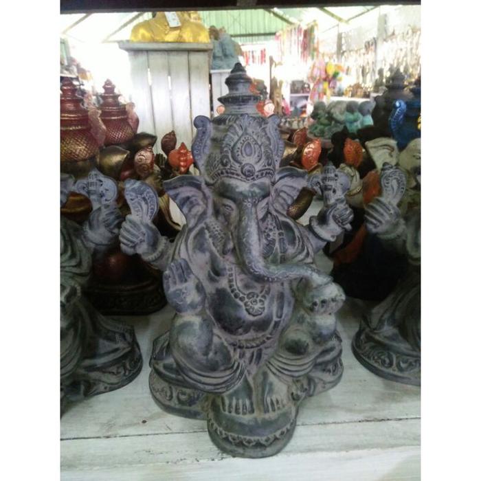 Patung Dewa Ganesha warna Batu