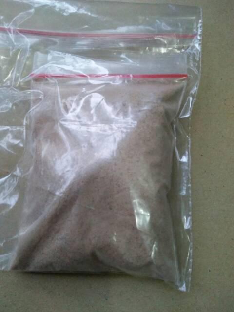 Bubuk kayu cendana Lokal