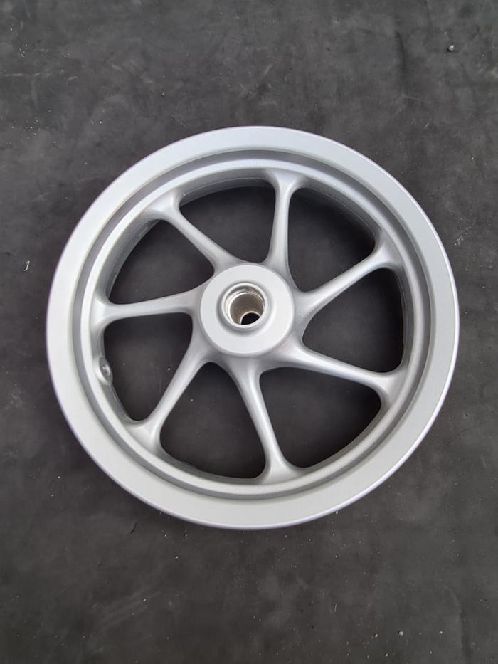 Velg CW Scoopy FI R12 2017 Depan Silver Dof Ori AHM 44601-K93-N02ZB