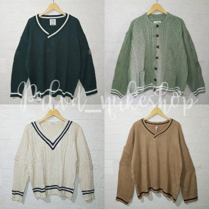 (ACADEMIA) Thrift/Preloved Sweater Cardigan Vest Rajut Branded
