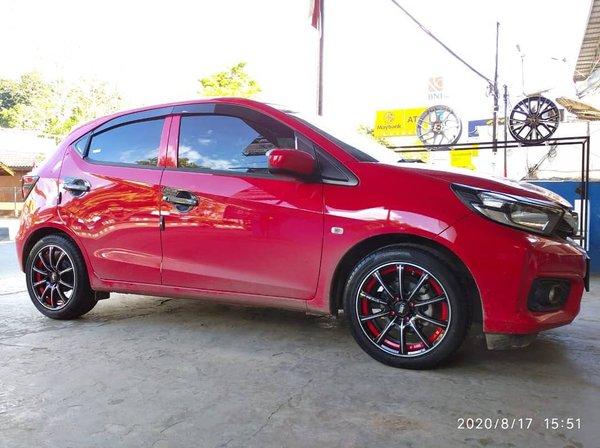 Unik Mobil Honda Brio Pakai Velg Ring 16 HSR VUNO 2053 R16 Murah