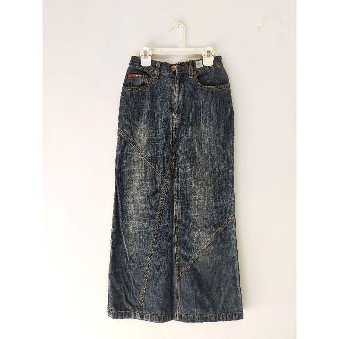Thrift Preloved Celana Dan Rok