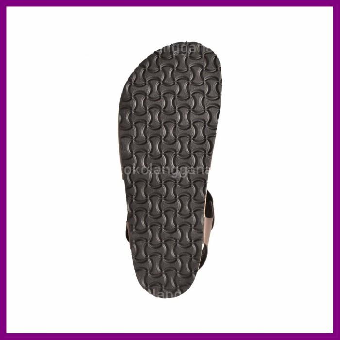 Dr. Kong Ukuran 43 Sandal Pria S9000106 - Cokelat Tua