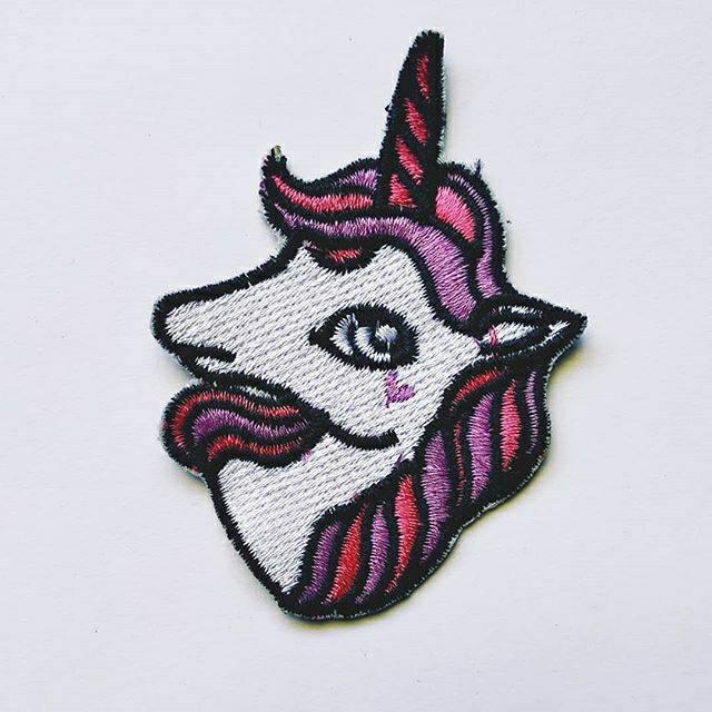 Patch emblem bordiran kuda pony