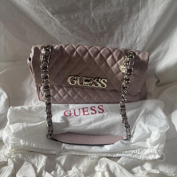 [PRELOVED] Authentic Store Guess Pink Shoulder Bag Chain