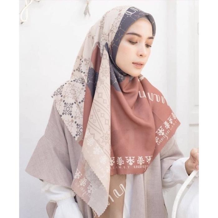 [PRELOVED] Rare Kanaka scarf wearing klamby Raja Ampat Best Seller