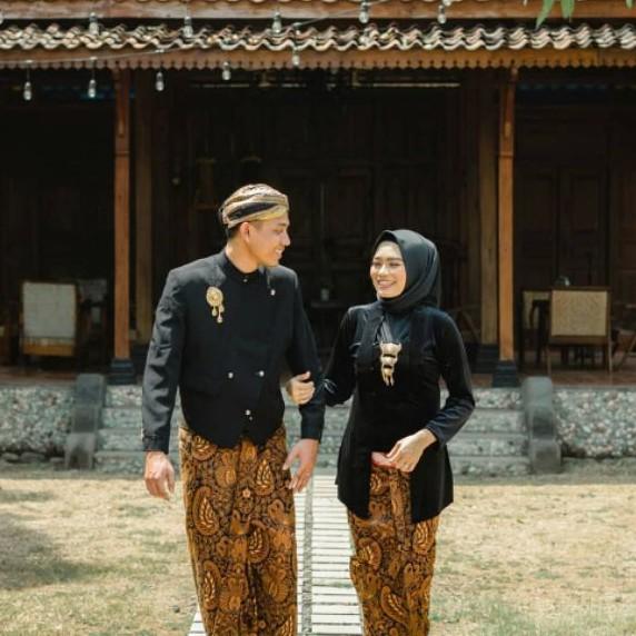 Baju Couple Prewedding Pengantin Adat Jawa Motif Semenromo Allsize