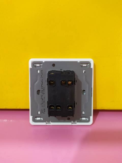 Saklar seri hotel LED Nero decora white/ saklar hotel Nero 2 gang with