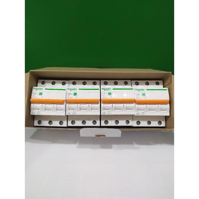 Mcb Schneider 3 phase pole 20a/ mcb 3 phase pole 20a schneider
