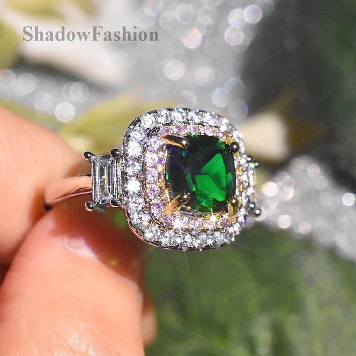 Pt950 Cincin Sepuh Emas Hias Zamrudberlian Kotak