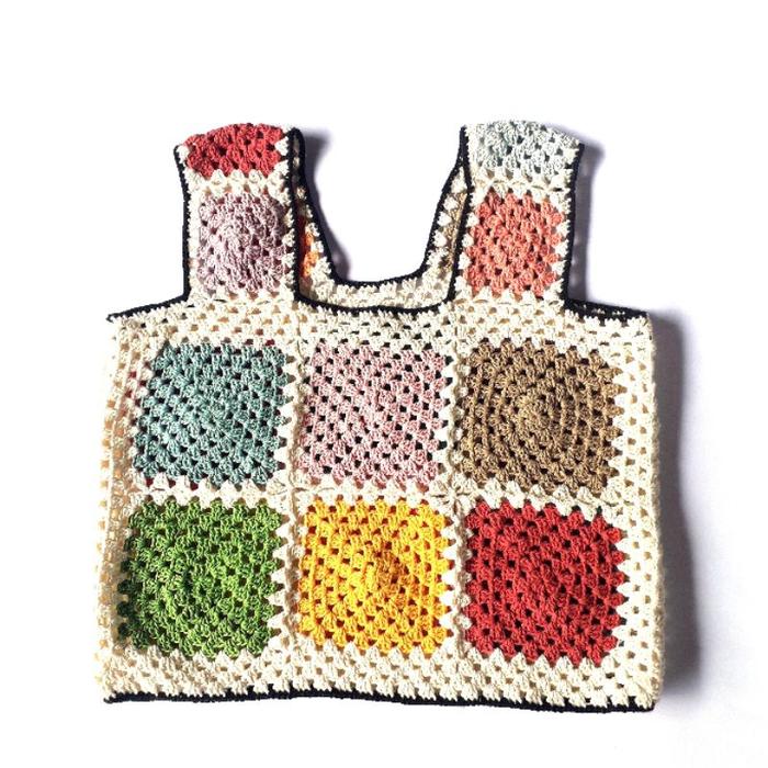 AR723 VINTAGETOP GRANNY SQUARE