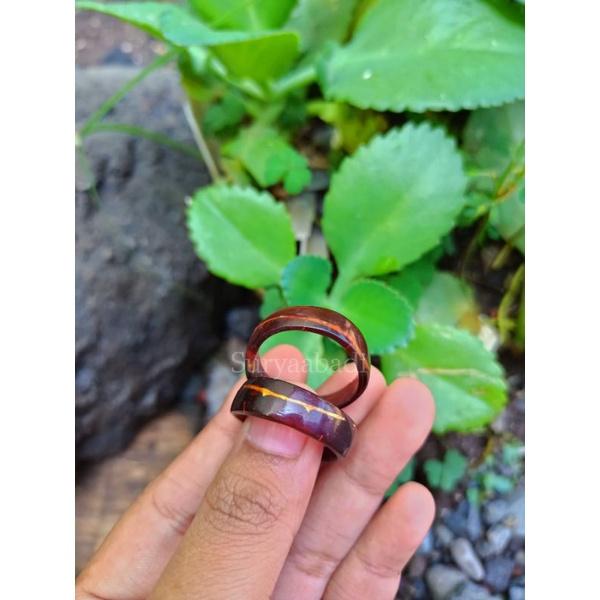 Cincin Akar Bahar Merah Kristal
