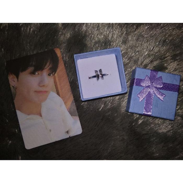 Ring cincin Logo & Tulisan Bts Army Free Photocard Stiker