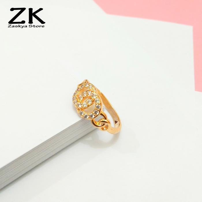 Cincin Wanita Asli Motif Chanel Warna Emas Bahan Xuping Anti Karat Dan