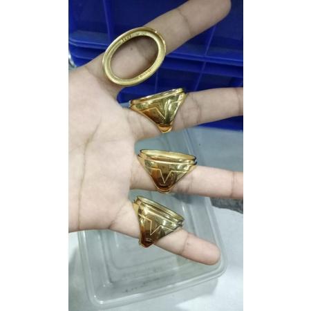 Ikatan Emban Cincin Titanium Tanam 20x30mm