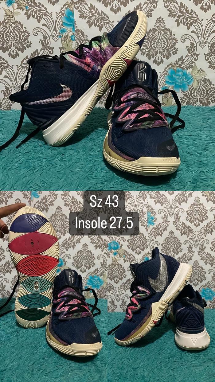 NIKE_KYRIE_5_GALAXY