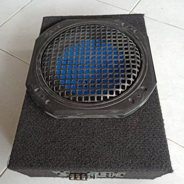 Subwoofer kolong aktif untuk mobil 10 inch power aktif 300 watt