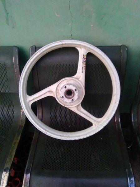 velg pelek depan palang 3 untuk suzuki kawasaki