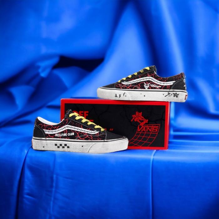 Sepatu Vans x Stranger Things Style 36 Hellfire Club Original 100%