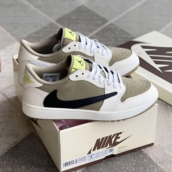 TRAVIS SCOTT X AJ1 LOW GOLF NRG " NEUTRAL OLIVE"