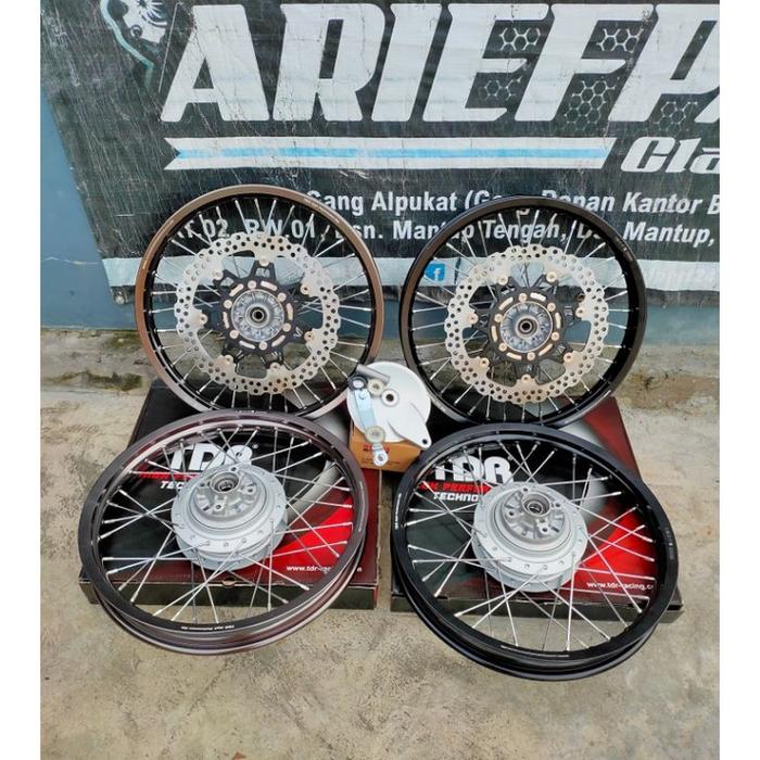 paket velg set pelek TDR hitam set tromol KLX dtracker cjdw belakang