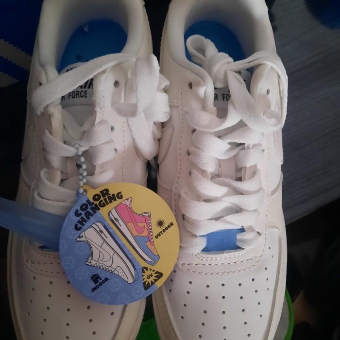 Nike Air Force 1 LX UV Reactive DA8301-100 (Changes Color in Sunlight)