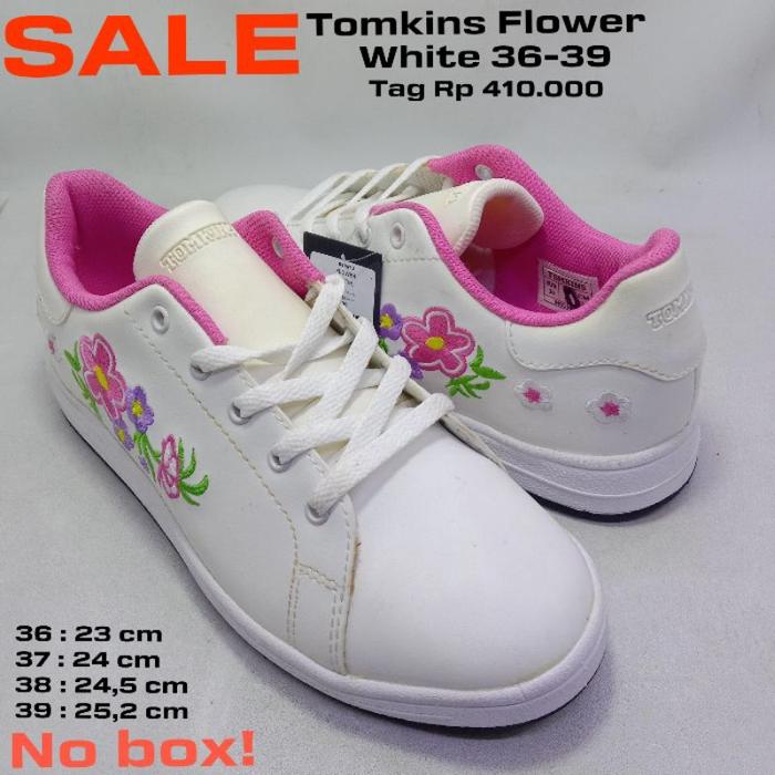 Produk SALE (Size 36-39) SEPATU SNEAKER WANITA PUTIH TOMKINS Barang
