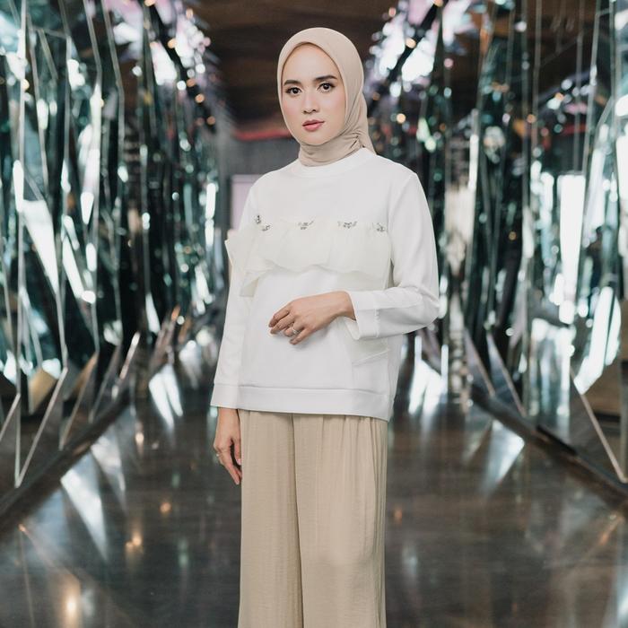 Jenna And Kaia - Hafly Top Broken White - Blouse Wanita