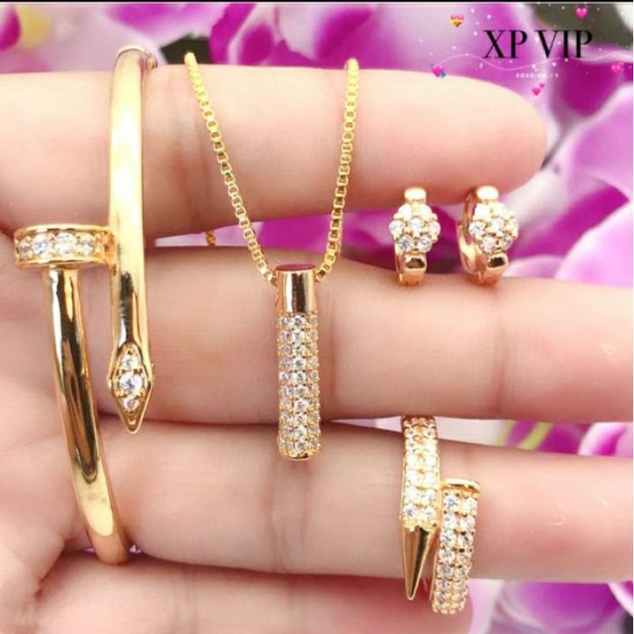 MURAH Satu Perhiasan Wanita Titanium Motif Paku Lapis Emas 24k