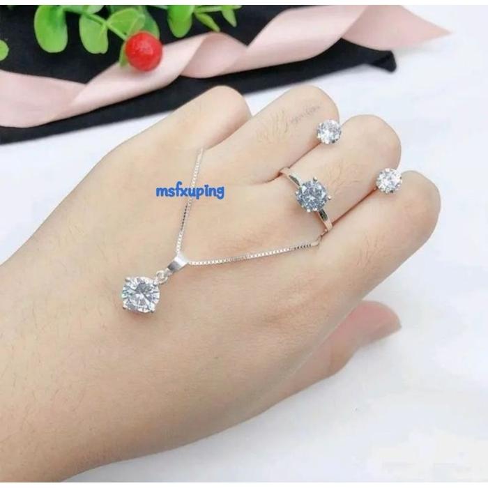 PROMO Satu Set Perhiasan Wanita Titanium / Set Perhiasan Mata Satu Sil