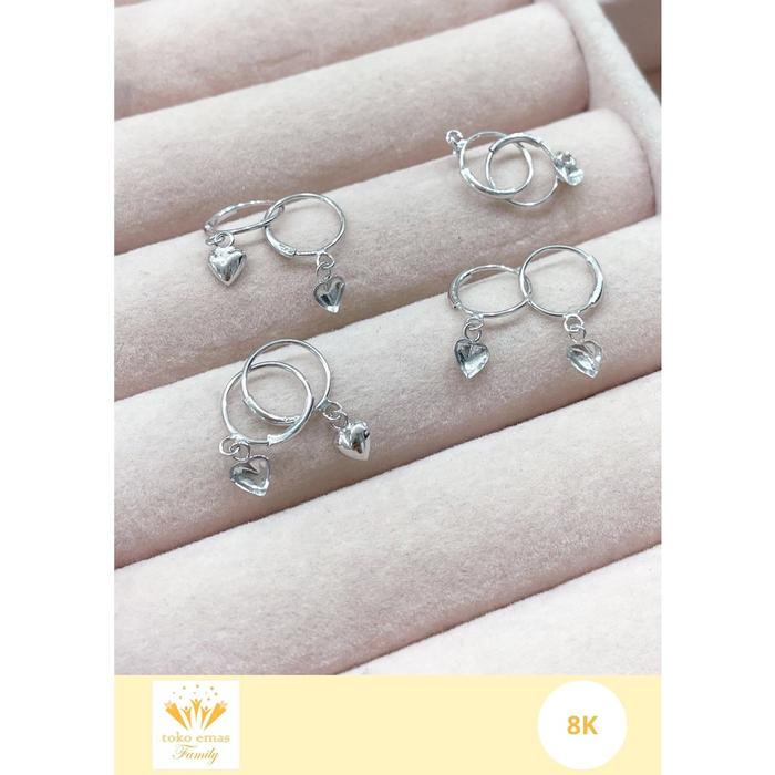 Anting anak emas putih Kadar 375 (8K) berat 0,5 - 1 gram an