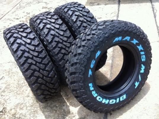 MAXXIS MT764 BIGHORN 305/70 R17 BAN MOBIL OFFROAD