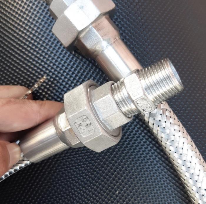 flexible metal hose 1/2 x 1 meter + watermur + nepel ss 304