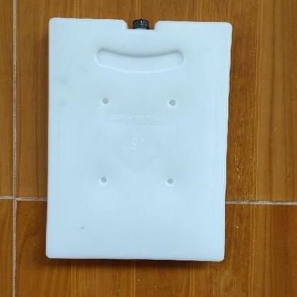 Dicari Botol Kosong Ice Pack Jumbo 22x30x3cm kualitas tinggi TEBAL