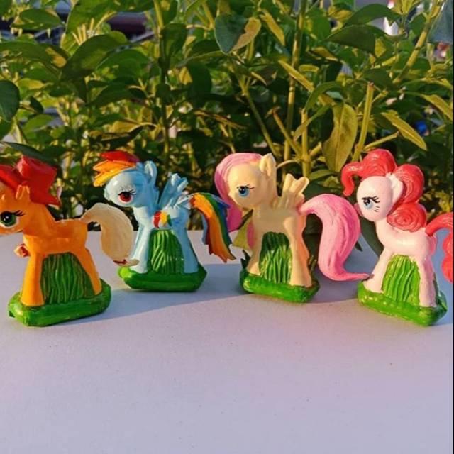 Laris Topper Little Pony Plastik Hiasan / Patung Little Pony