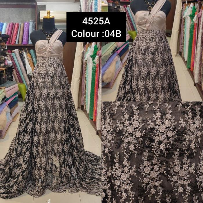 Kain Tile Brokat Bunga Kecil 3D Timbul 4525A Hitam-coksu
