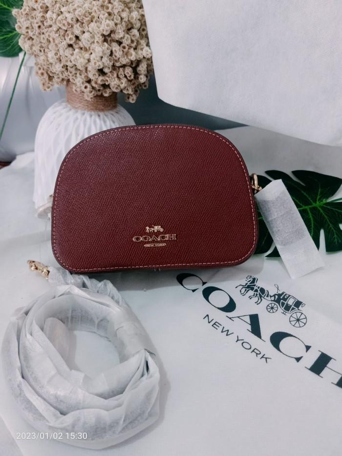 Tas Branded Coach mini serena crossbody bag leather red - dark green