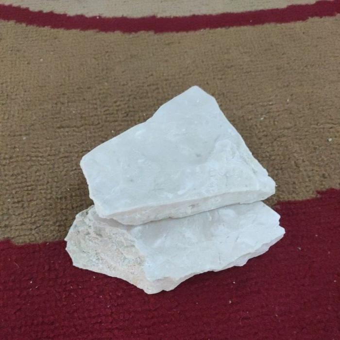 Pedestal Raw Cut Marmer Pecahan Small